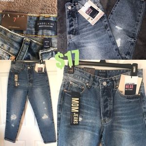 NWT High Waisted "Mom Jeans" Size 5-6